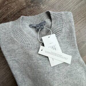 Vince 100% Cashmere Crewneck Sweater